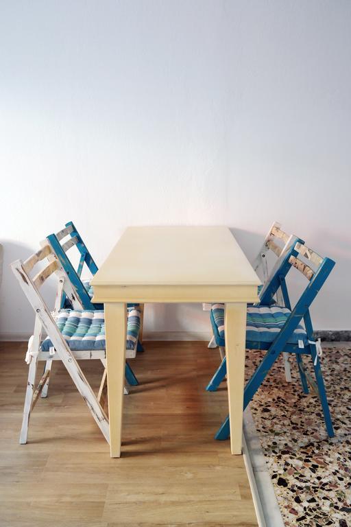 Holiday Apartment Sombrero Néa Péramos Bagian luar foto
