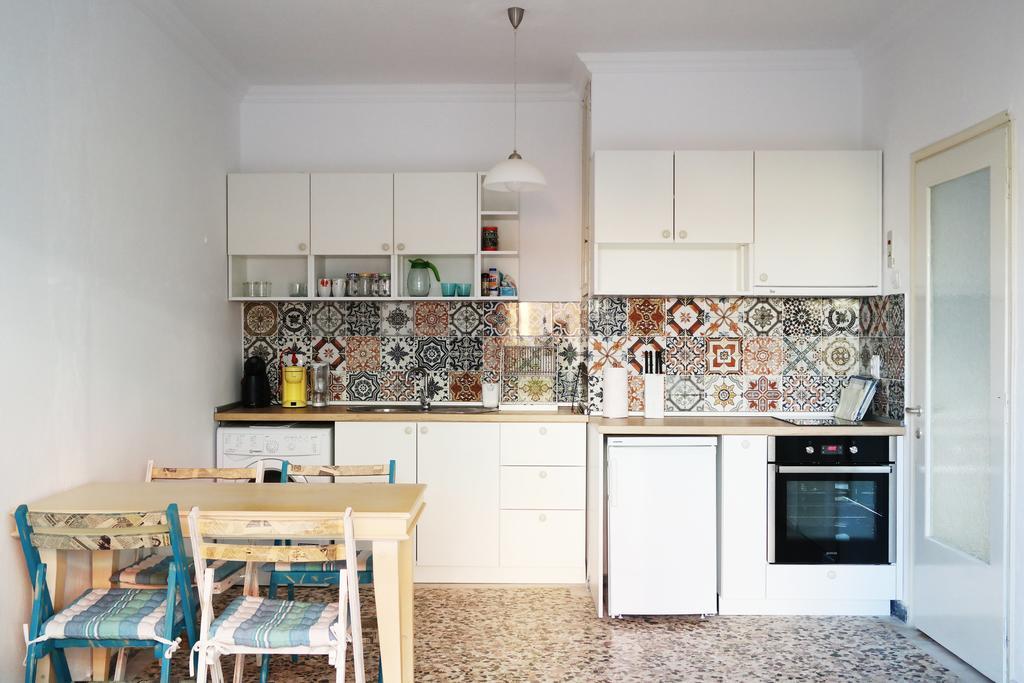 Holiday Apartment Sombrero Néa Péramos Bagian luar foto